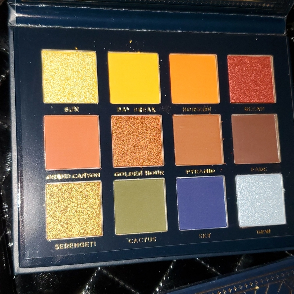 Eyeshadow palette